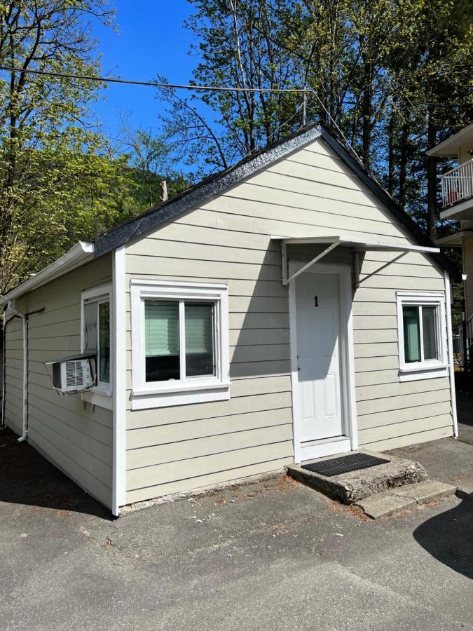 Lake Errock Motel Harrison Mills Exterior foto